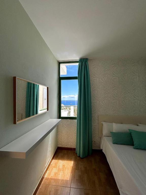 Apartamentos Halley Puerto Rico  Ngoại thất bức ảnh