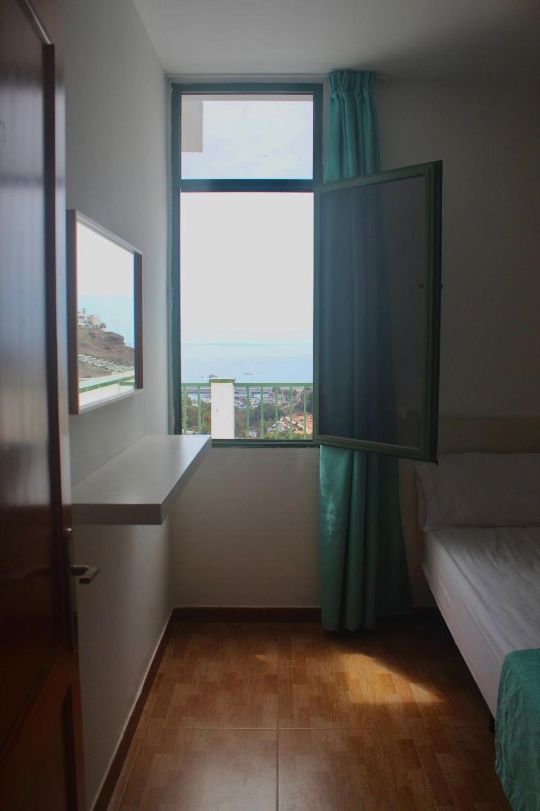 Apartamentos Halley Puerto Rico  Ngoại thất bức ảnh