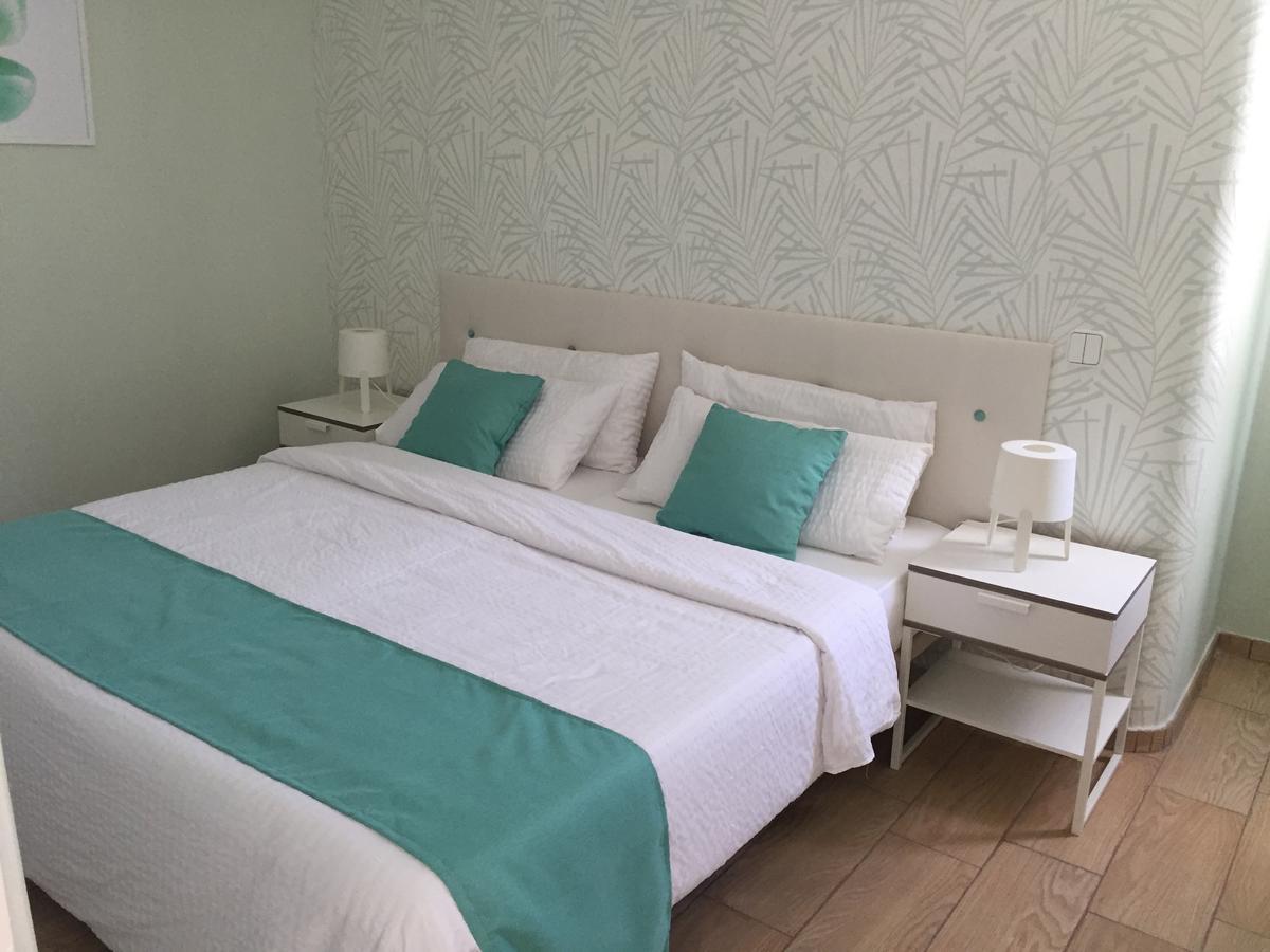 Apartamentos Halley Puerto Rico  Ngoại thất bức ảnh